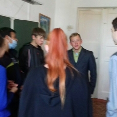 15 октября 2020 года  в ГОКУ СКШ № 5 в рамках реализации программы профессионального самоопределения обучающихся коррекционных школ «Дорога, которую я выбираю» в 8 классе проведено  занятие «Я выбираю профессию».